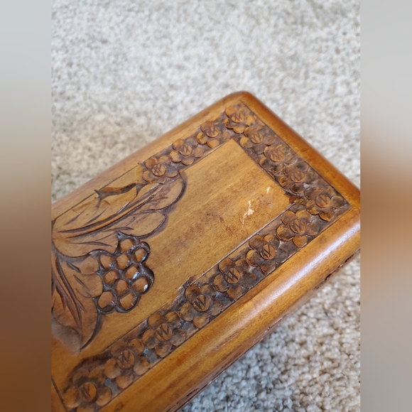 Vintage Carved Wooden Jewelry Box With Velvet Interior - Picture 6 of 9